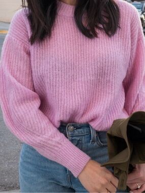 Everlane Alpaca Cocoon Crew sweater - lilac pink purple